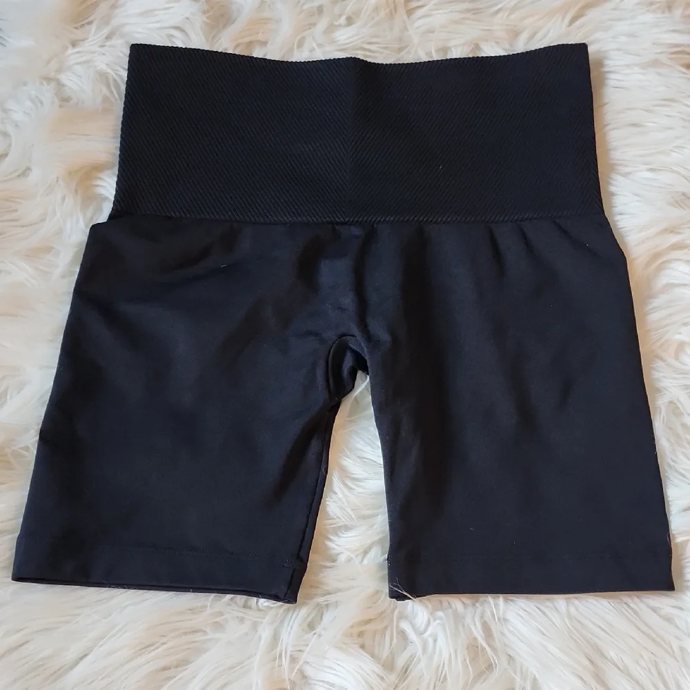 Spanx Assets Shorts